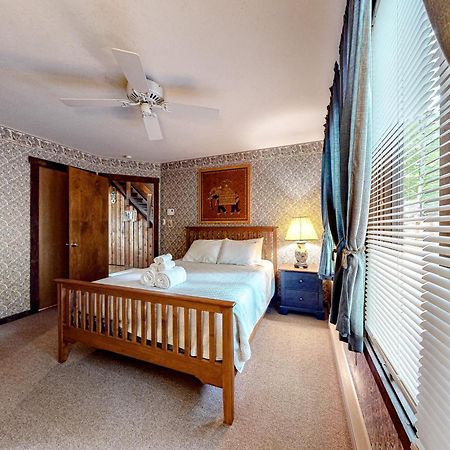 Big Boulder Lake Townhome Лейк Хармъни Екстериор снимка